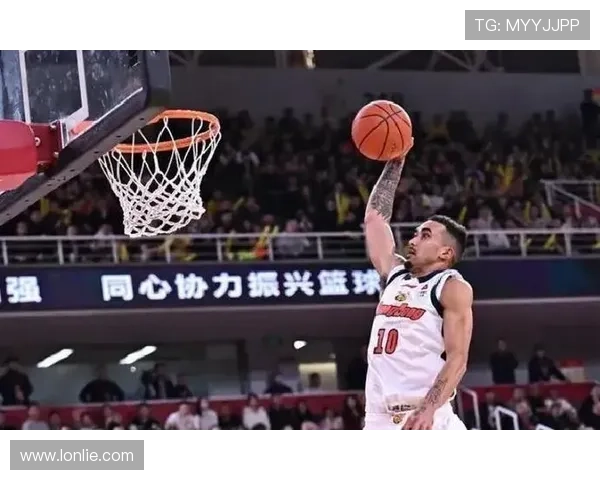 广东大胜四川球员评分表现解析 广东大胜四川球员评分表现解析